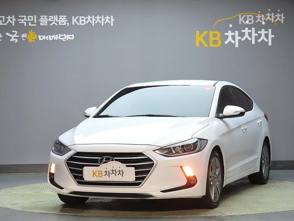Hyundai Avante (Elantra)AD 1.6 GDi Value Plus - Image 1