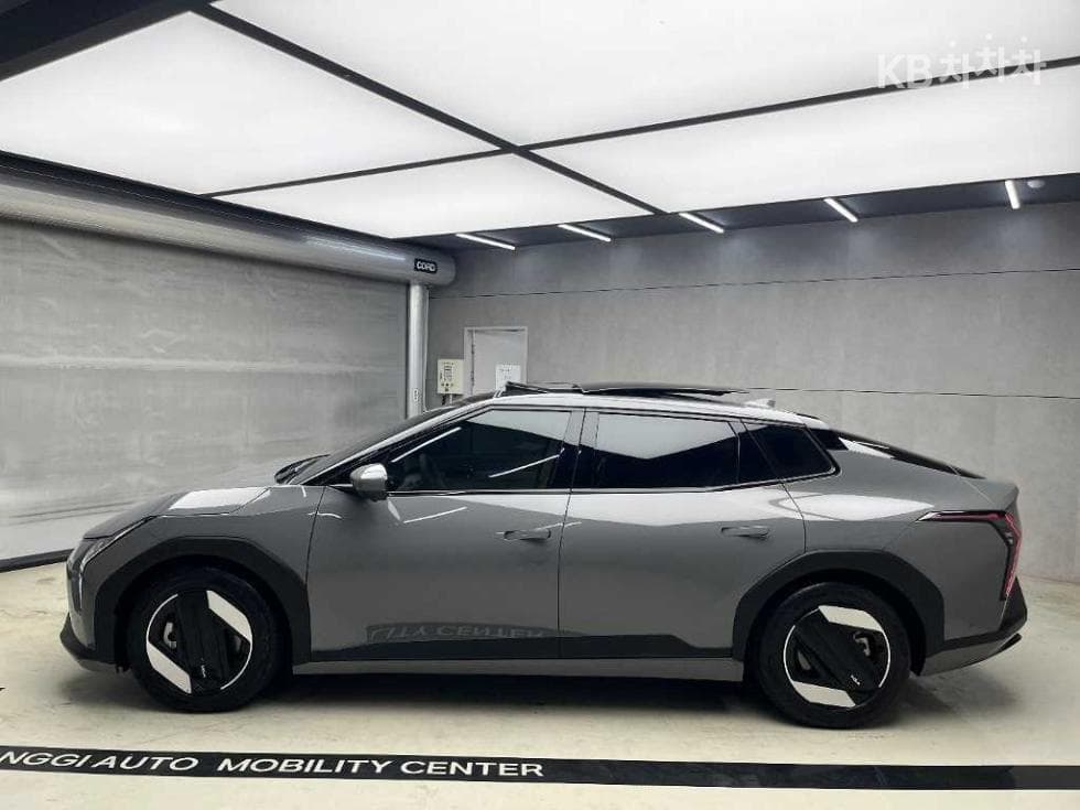 Kia EV4Long Range 2WD 어스 - 4
