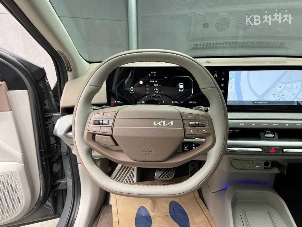 Kia EV4Long Range 2WD 어스 - 9