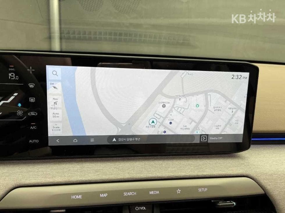 Kia EV4Long Range 2WD 어스 - 13