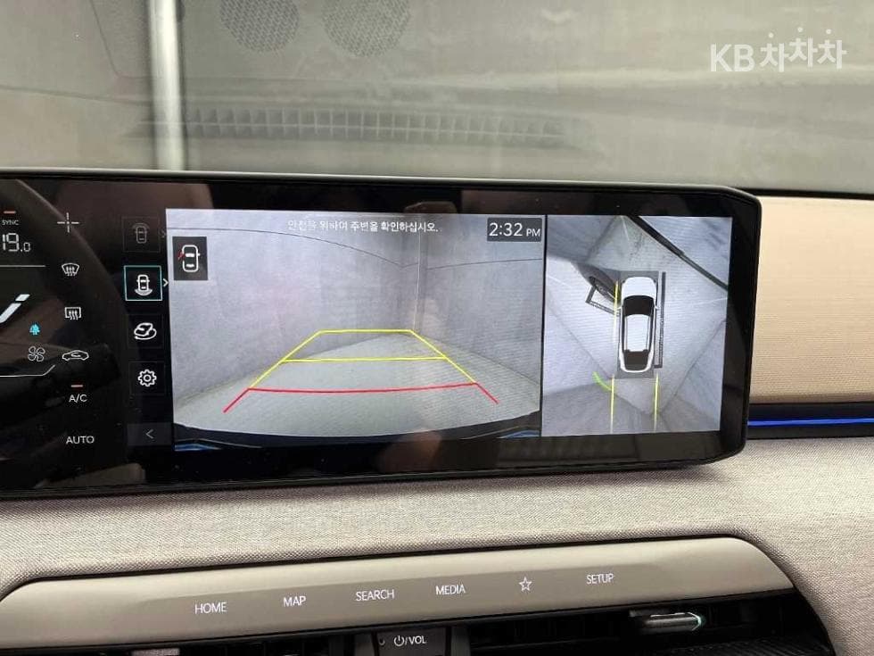 Kia EV4Long Range 2WD 어스 - 14
