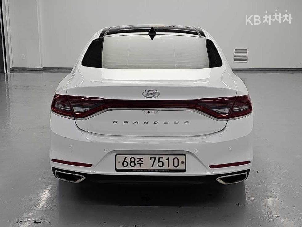 Hyundai Grandeur (Azera)IG3.0 Premium - 3