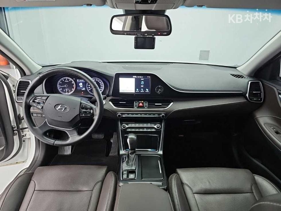 Hyundai Grandeur (Azera)IG3.0 Premium - 7