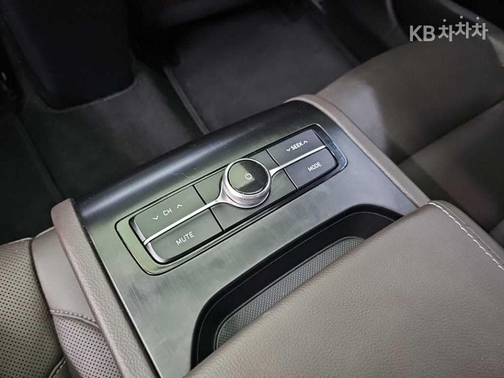 Hyundai Grandeur (Azera)IG3.0 Premium - 15