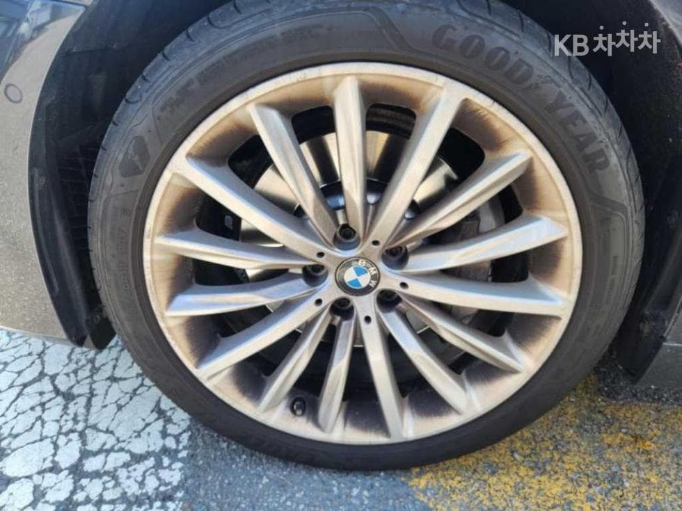 BMW 올New5 Series (G30)530i Luxury - 6