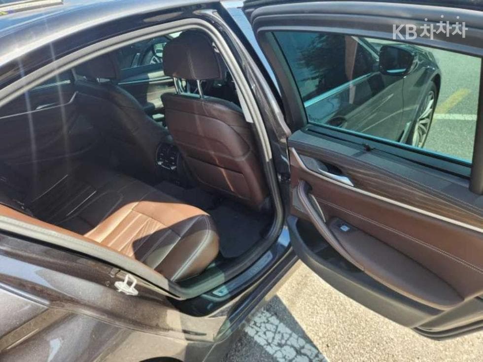 BMW 올New5 Series (G30)530i Luxury - 9
