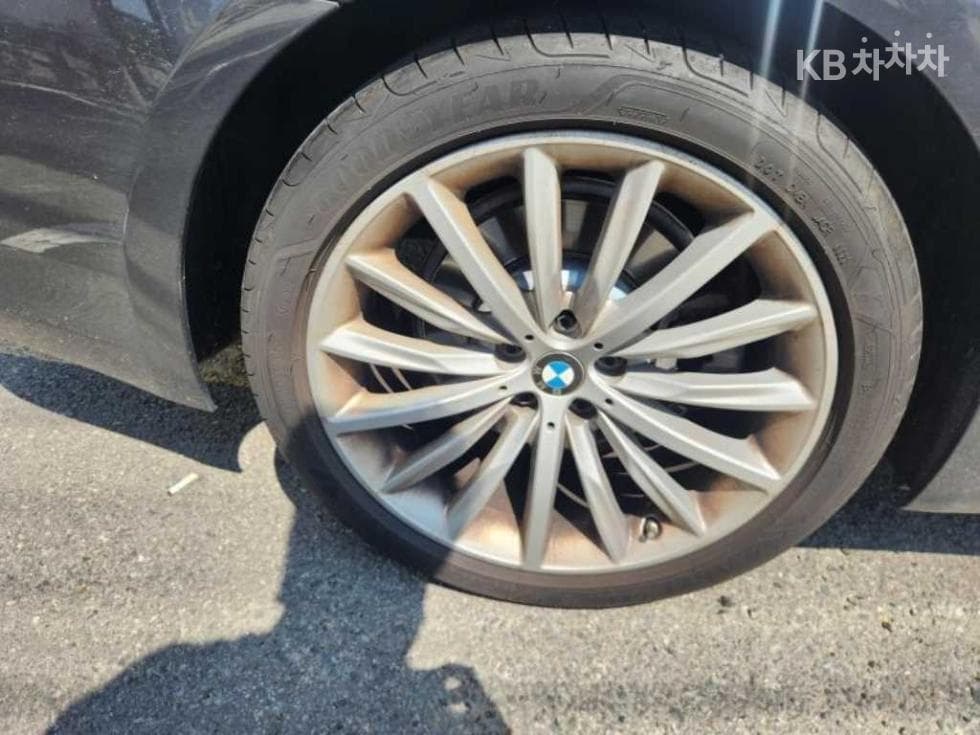 BMW 올New5 Series (G30)530i Luxury - 15