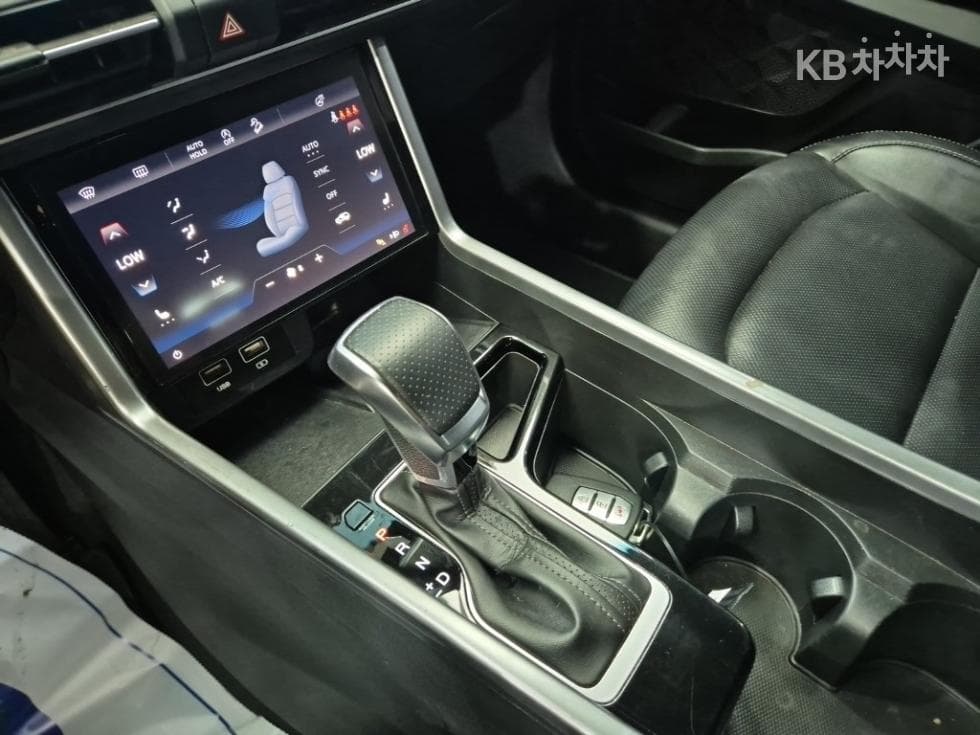 KG Mobility 토레스(J100)1.5 GDI Turbo T5 - 8