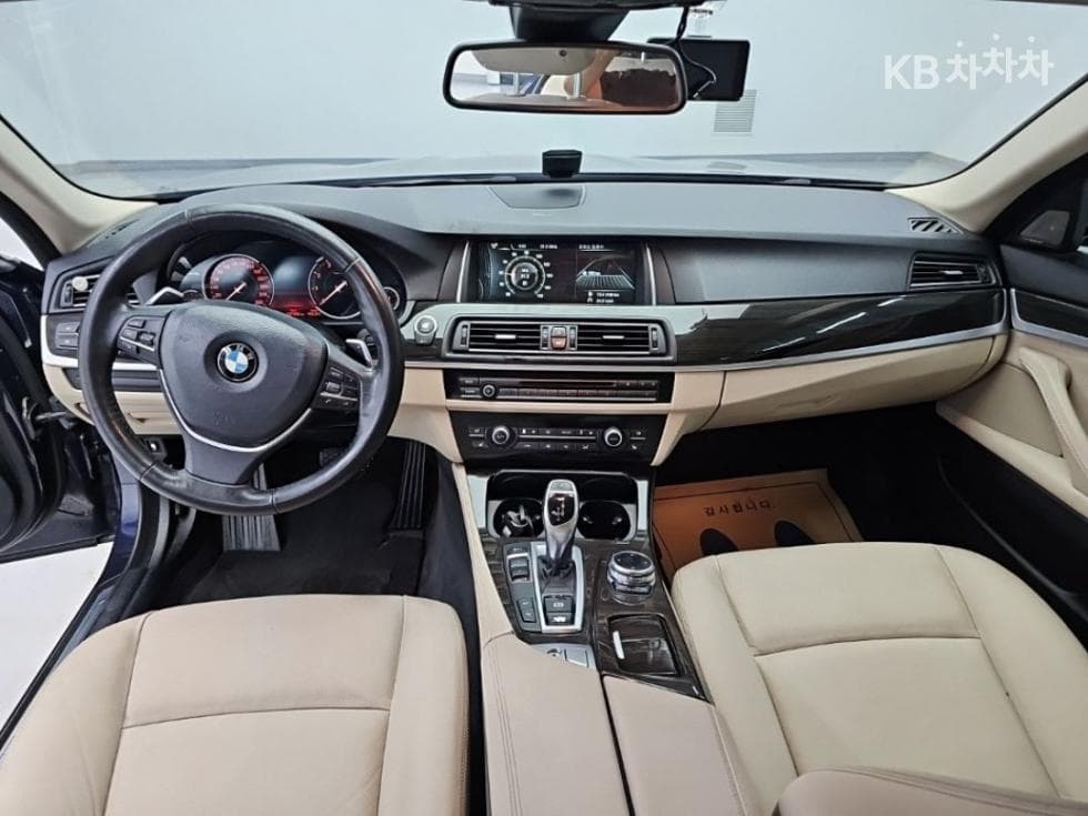 BMW Нов5 Серия528i Лукс Стандартен - 7