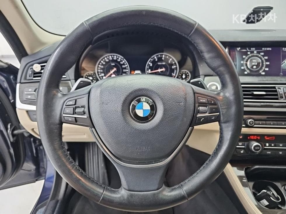 BMW Нов5 Серия528i Лукс Стандартен - 8