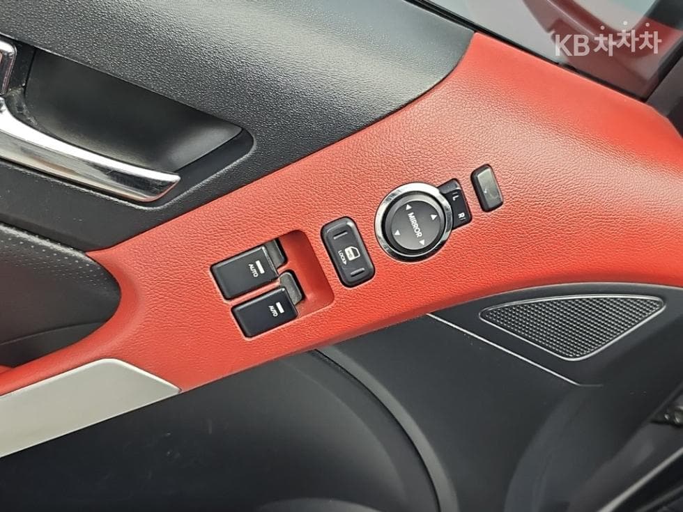 Hyundai Genesis Coupe200 Turbo P - 17