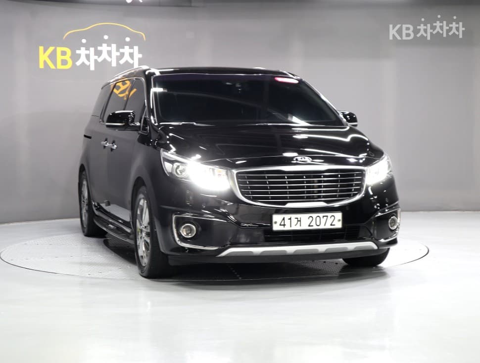 Киа All New Канивал9-местен 2.2 Дизел Престиж - 2