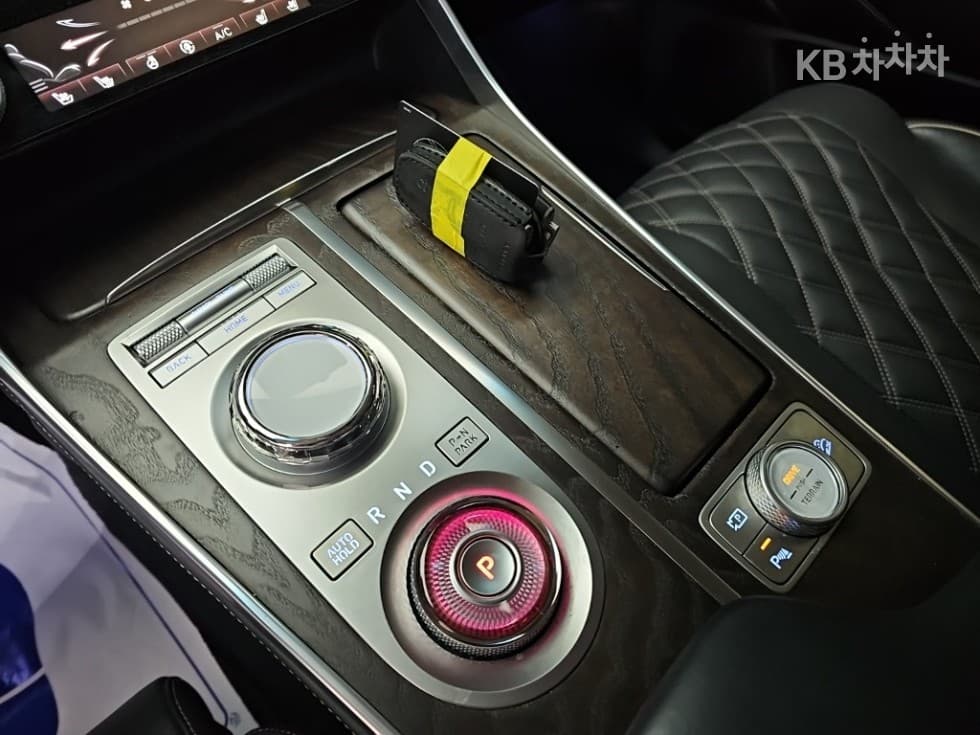 Genesis GV802.5 Turbo Gasoline AWD - 8