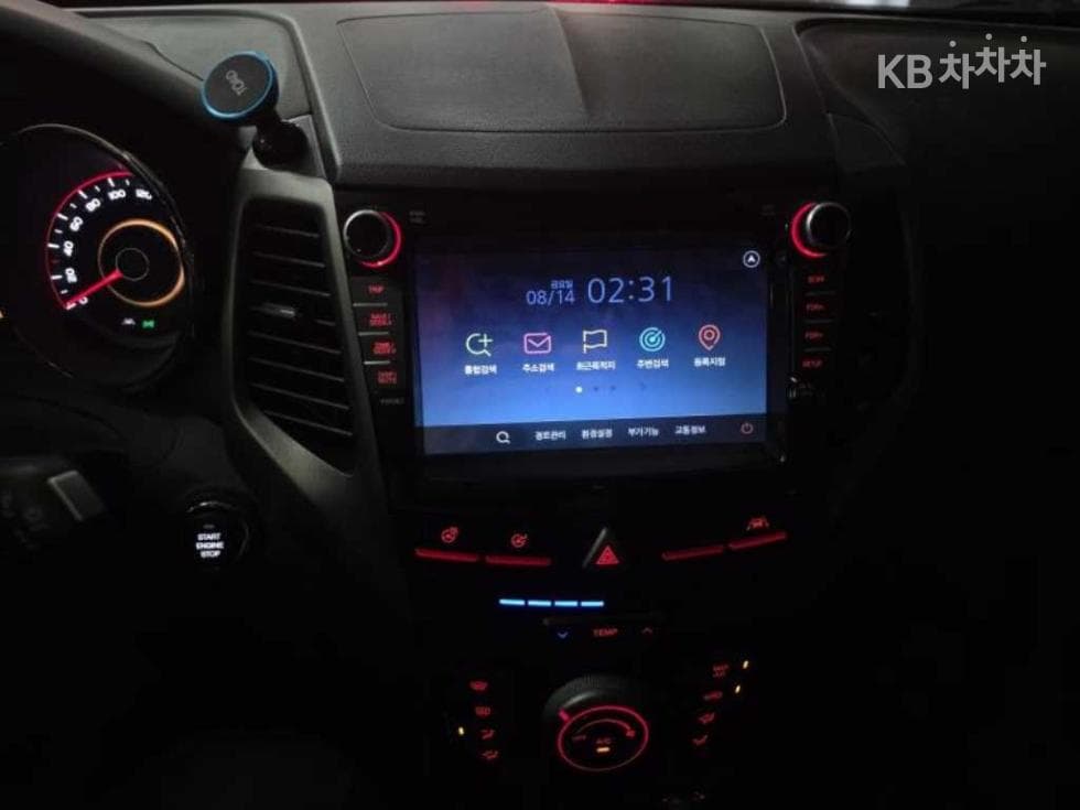 KG Mobility Tivoli 아머1.6 Diesel 기어 Plus 2WD - 6