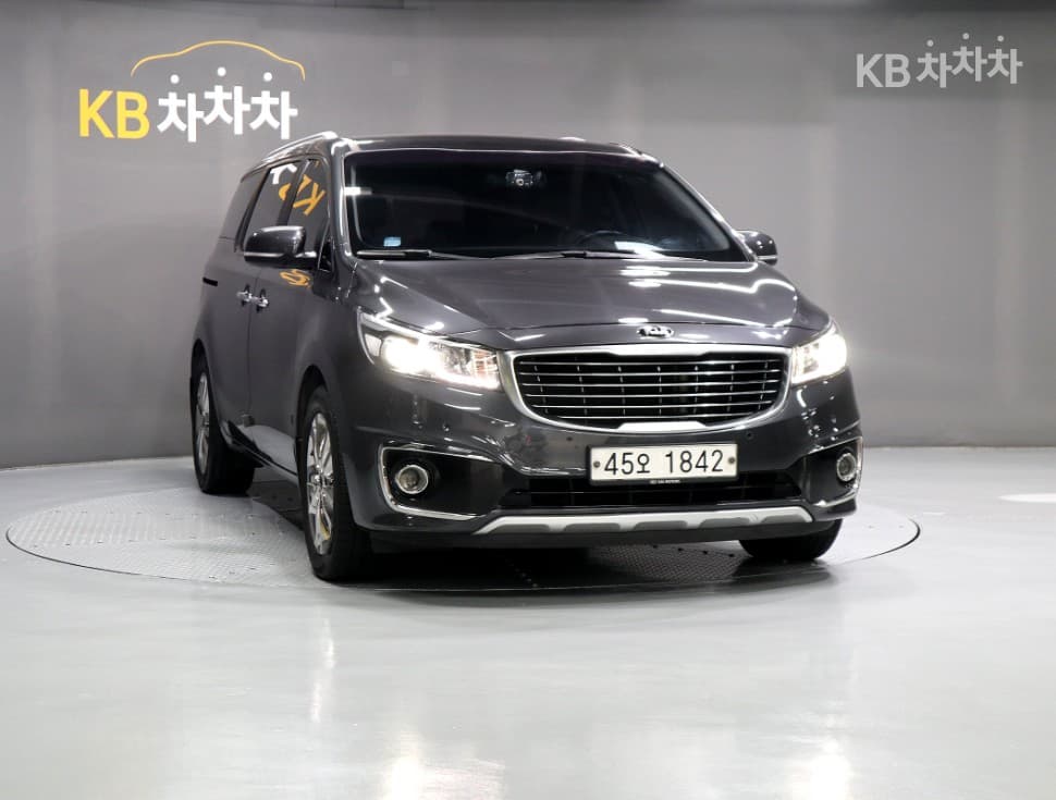 Киа All New Канивал9-местен 2.2 Дизел Престиж - 2