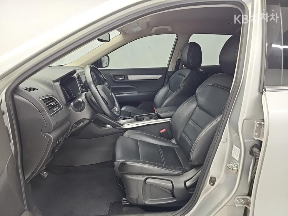 Renault Korea QM62.0 2WD LE Standard - 11