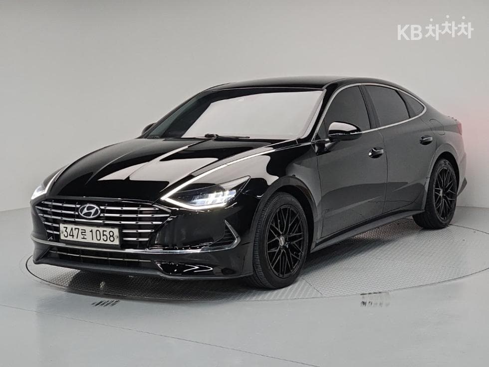 Hyundai Sonata Hybrid (DN8) 2.0 Hybrid Premium - Image 1