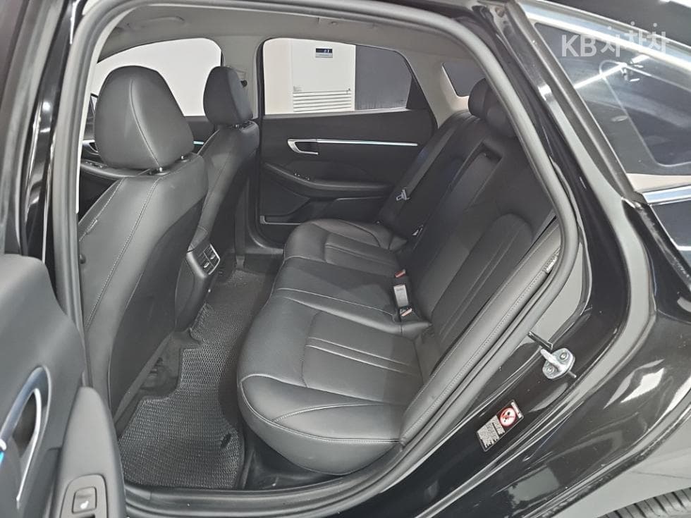 Hyundai Sonata Hybrid (DN8)2.0 Hybrid Premium - 12