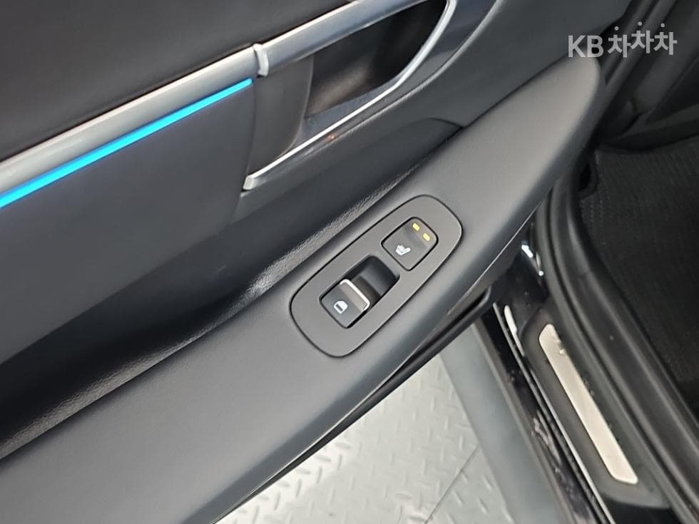 Hyundai Sonata Hybrid (DN8)2.0 Hybrid Premium - 13