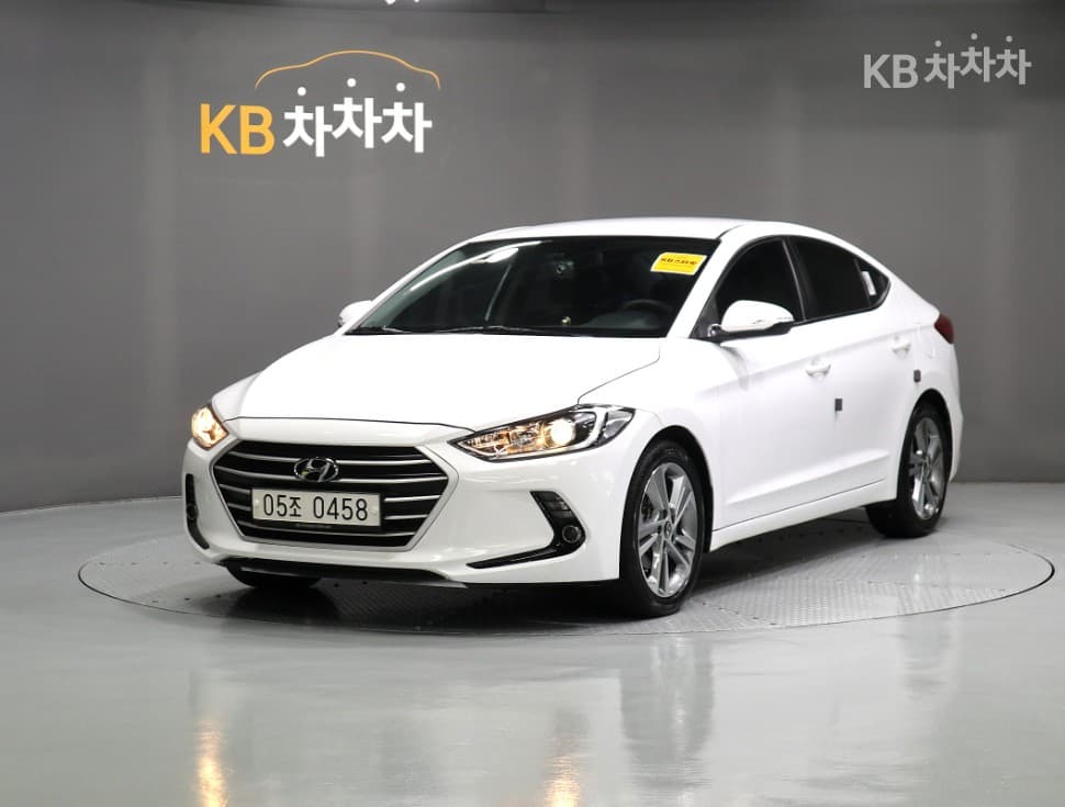 Hyundai Avante (Elantra)AD 1.6 GDi Value Plus - Image 1
