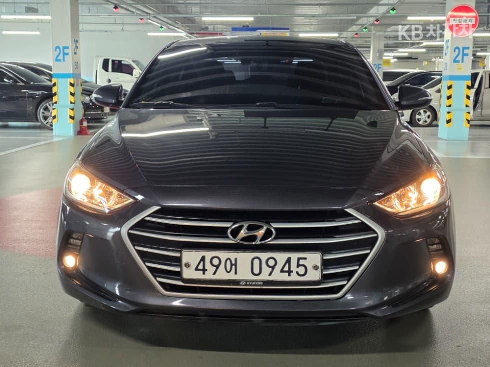 Хюндай Avante (Elantra)AD 1.6 GDi Смарт - Image 1