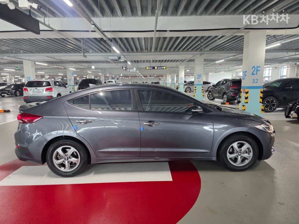 Хюндай Avante (Elantra)AD1.6 GDi Смарт - 3