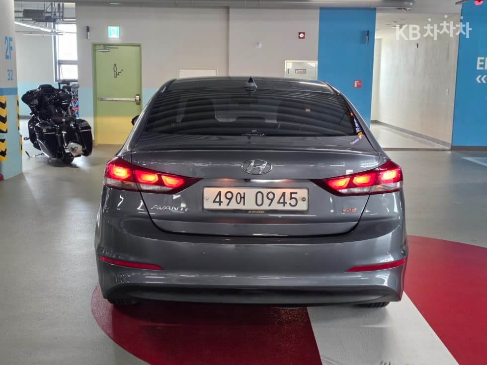 Хюндай Avante (Elantra)AD1.6 GDi Смарт - 4
