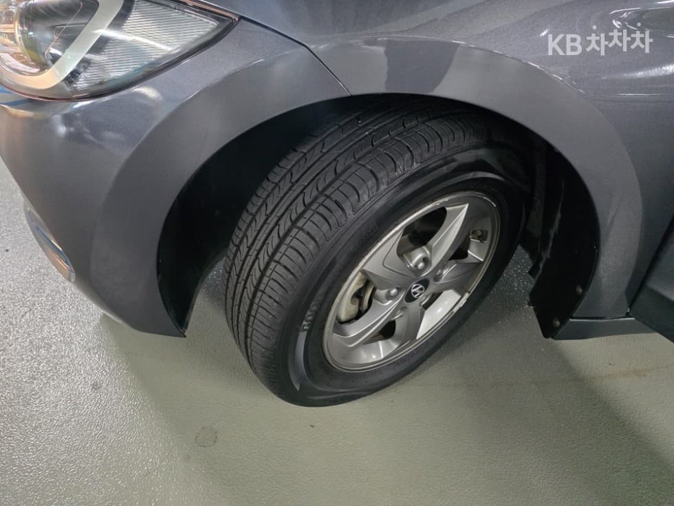 Хюндай Avante (Elantra)AD1.6 GDi Смарт - 20