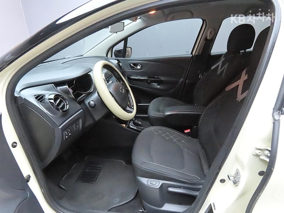 Renault Korea QM3RE - 10