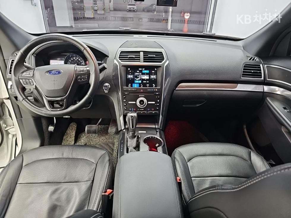 Ford New Explorer2.3 EcoBoost 4WD Limited - 7