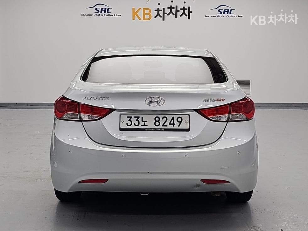 Hyundai Avante (Elantra)MDM16 GDi LUXURY - 3
