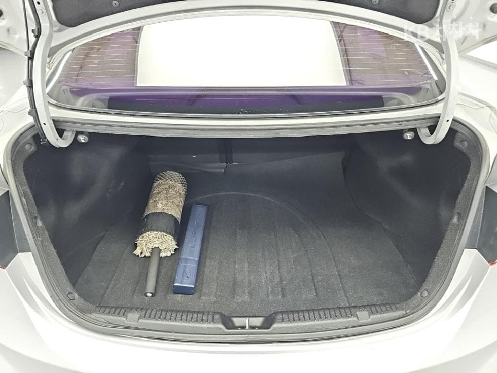 Hyundai Avante (Elantra)MDM16 GDi LUXURY - 17