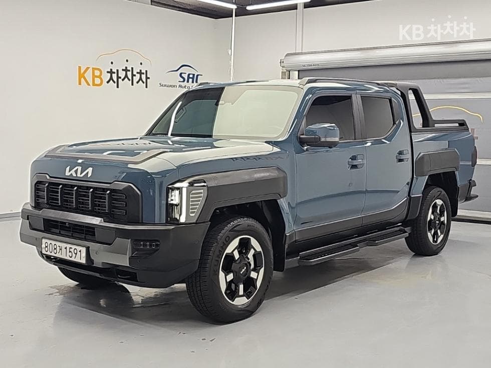 Kia Tasman G2.5 T-GDI 4WD Extreme - Image 1