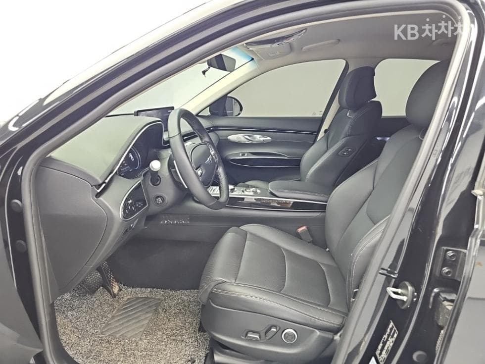 Дженезис GV70Дизел 2.2 AWD - 11