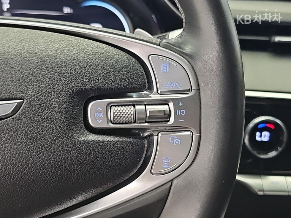 Дженезис GV70Дизел 2.2 AWD - 17
