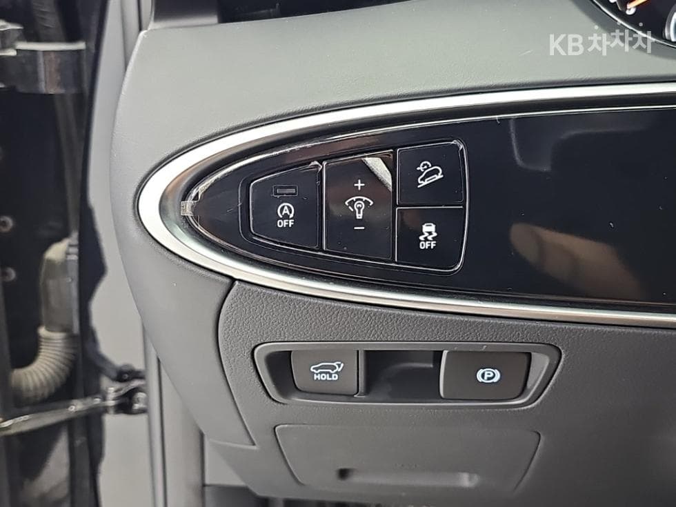 Дженезис GV70Дизел 2.2 AWD - 18