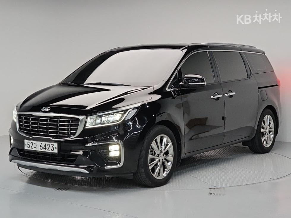 Киа The New (фейслифт) Канивал 9-местен 2.2 Дизел Престиж - Image 1