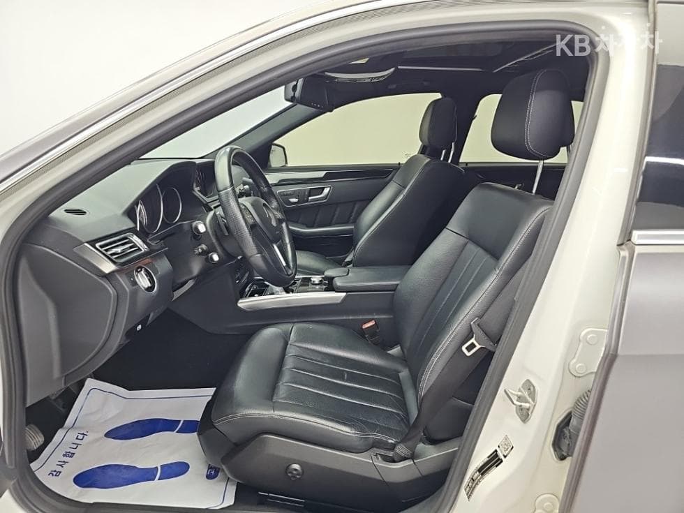 Mercedes-Benz New E-ClassE220 CDI Avantgarde W212 - 11