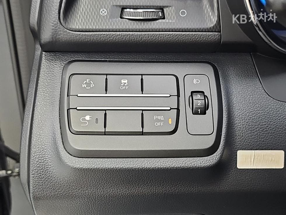 KG Mobility Tivoli Air2WD RX - 19