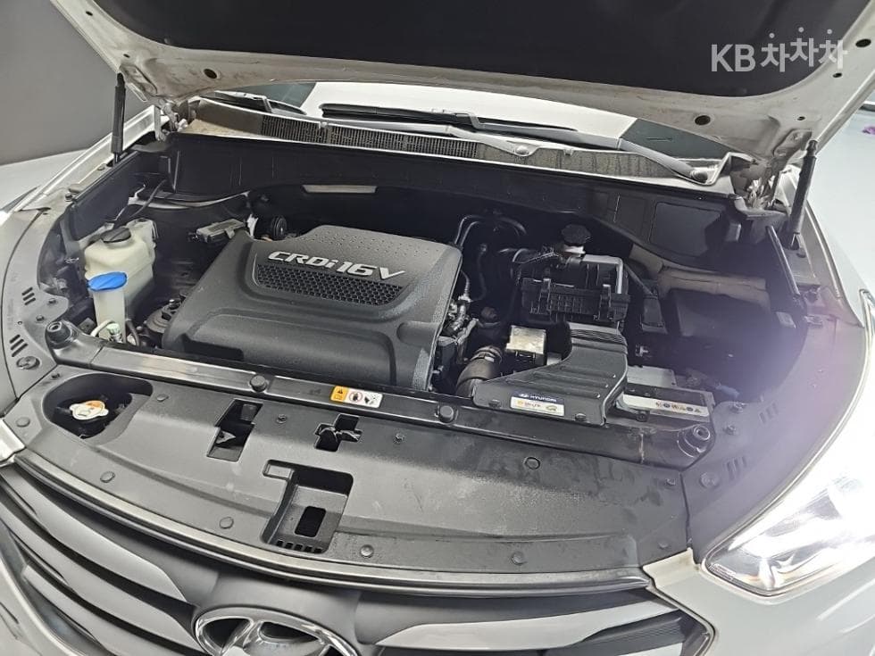 Hyundai Santa Fe The PrimeDiesel R2.2 2WD 5-seater Exclusive Special (special feature/edition) - 5