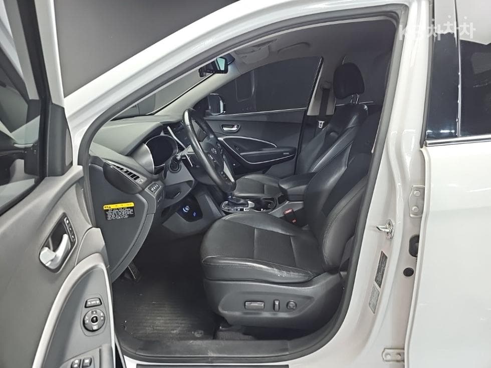 Hyundai Santa Fe The PrimeDiesel R2.2 2WD 5-seater Exclusive Special (special feature/edition) - 11