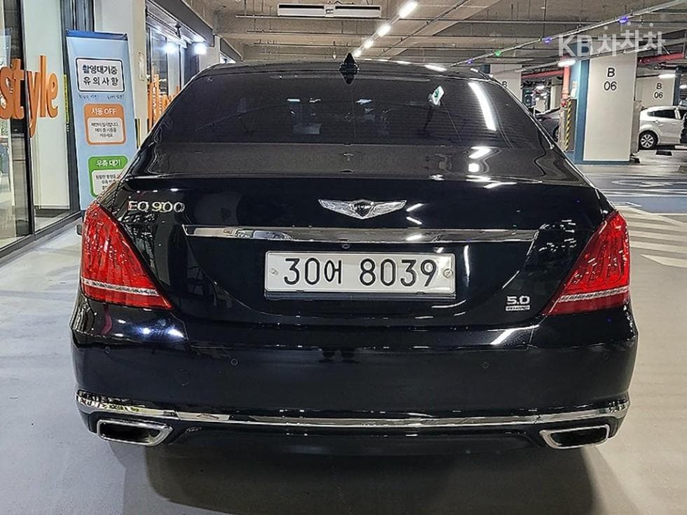 Genesis EQ9003.8 GDI AWD Prestige - 5