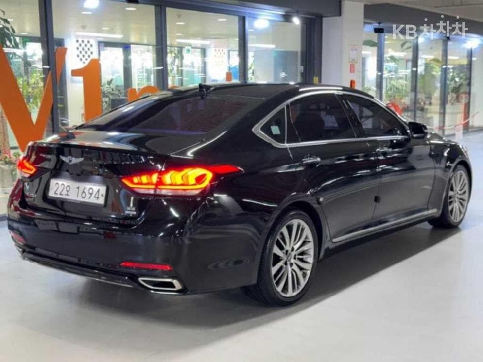 Genesis G803.3 GDI AWD Premium Luxury - 4