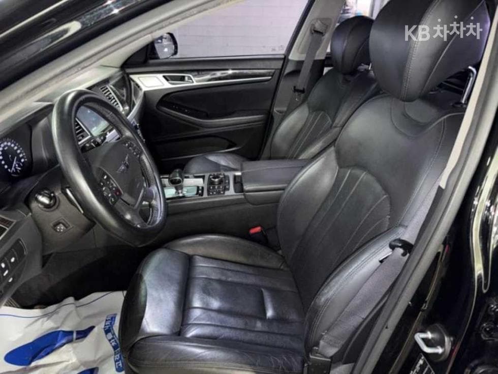 Genesis G803.3 GDI AWD Premium Luxury - 6