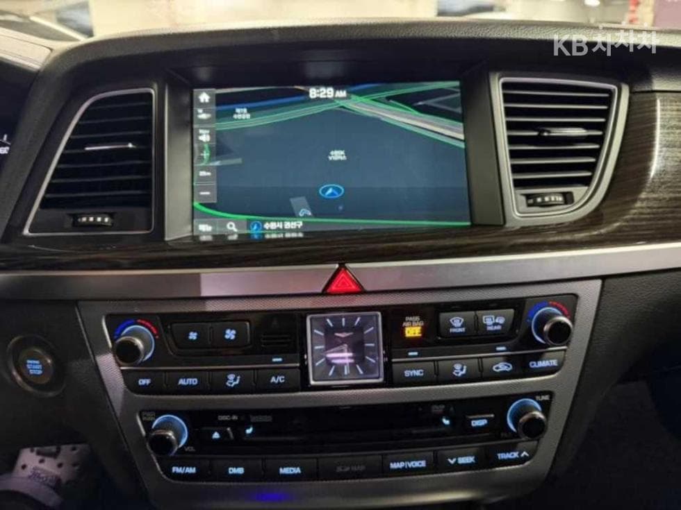 Genesis G803.3 GDI AWD Premium Luxury - 10