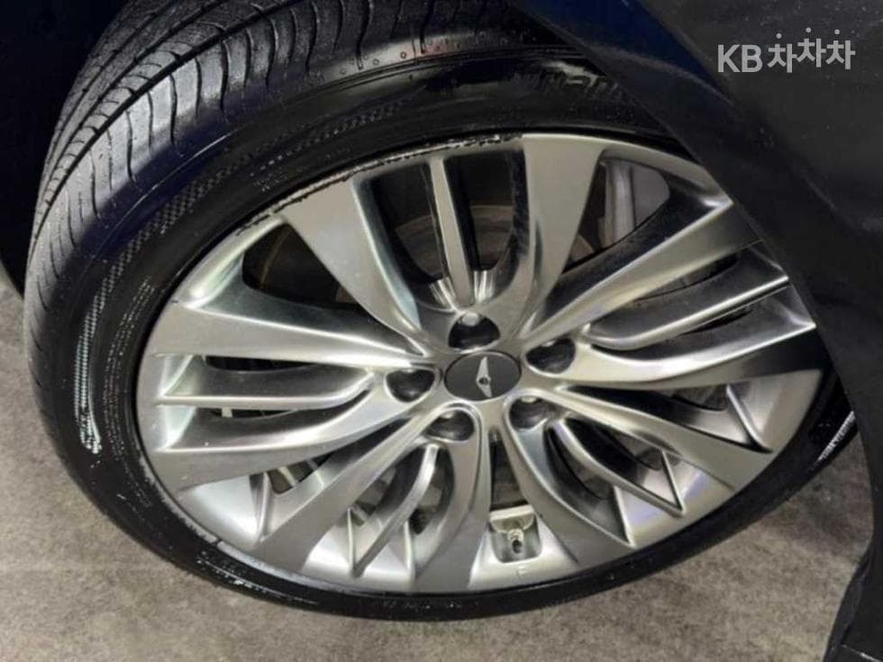 Genesis G803.3 GDI AWD Premium Luxury - 20