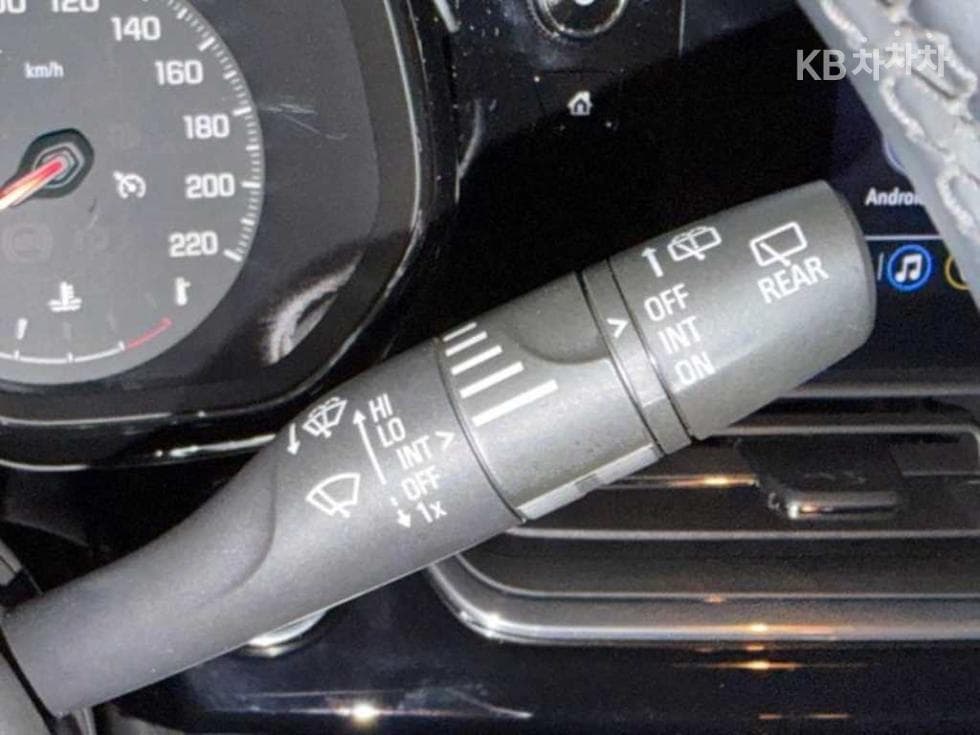 GM Korea Trax Crossover1.2 Gasoline 2WD Redline - 17