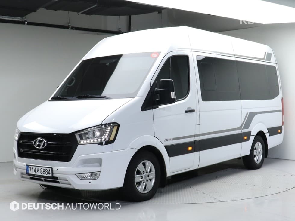 Хюндай Солати (Микробус) 투어 11-местен Лукс - Image 1