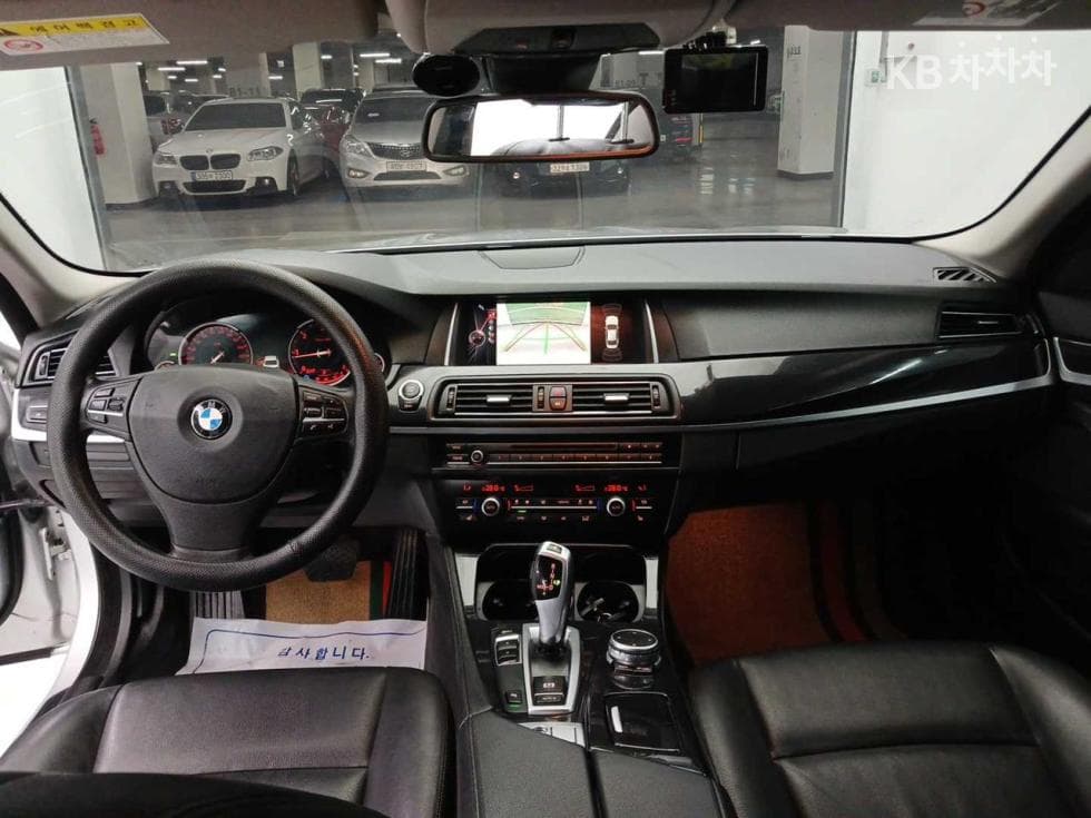 BMW 5 Series520d - 7
