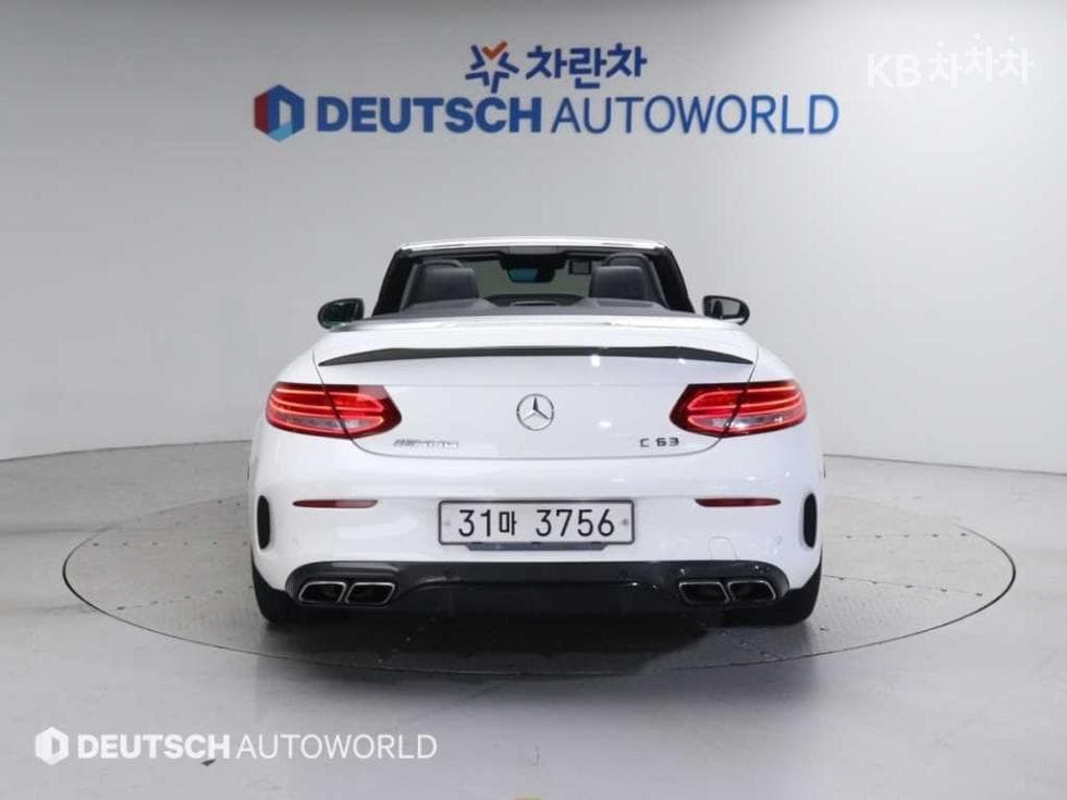 Mercedes-Benz The New (фейслифт) C-КласC63 AMG Cabriolet W205 - 4